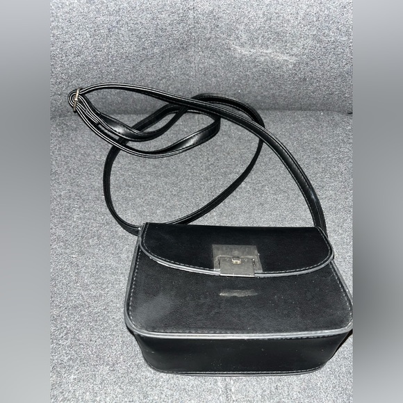 Mia&Luca cross body bag - Picture 2 of 9